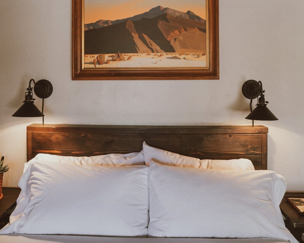 queen room pioneertown motel 1